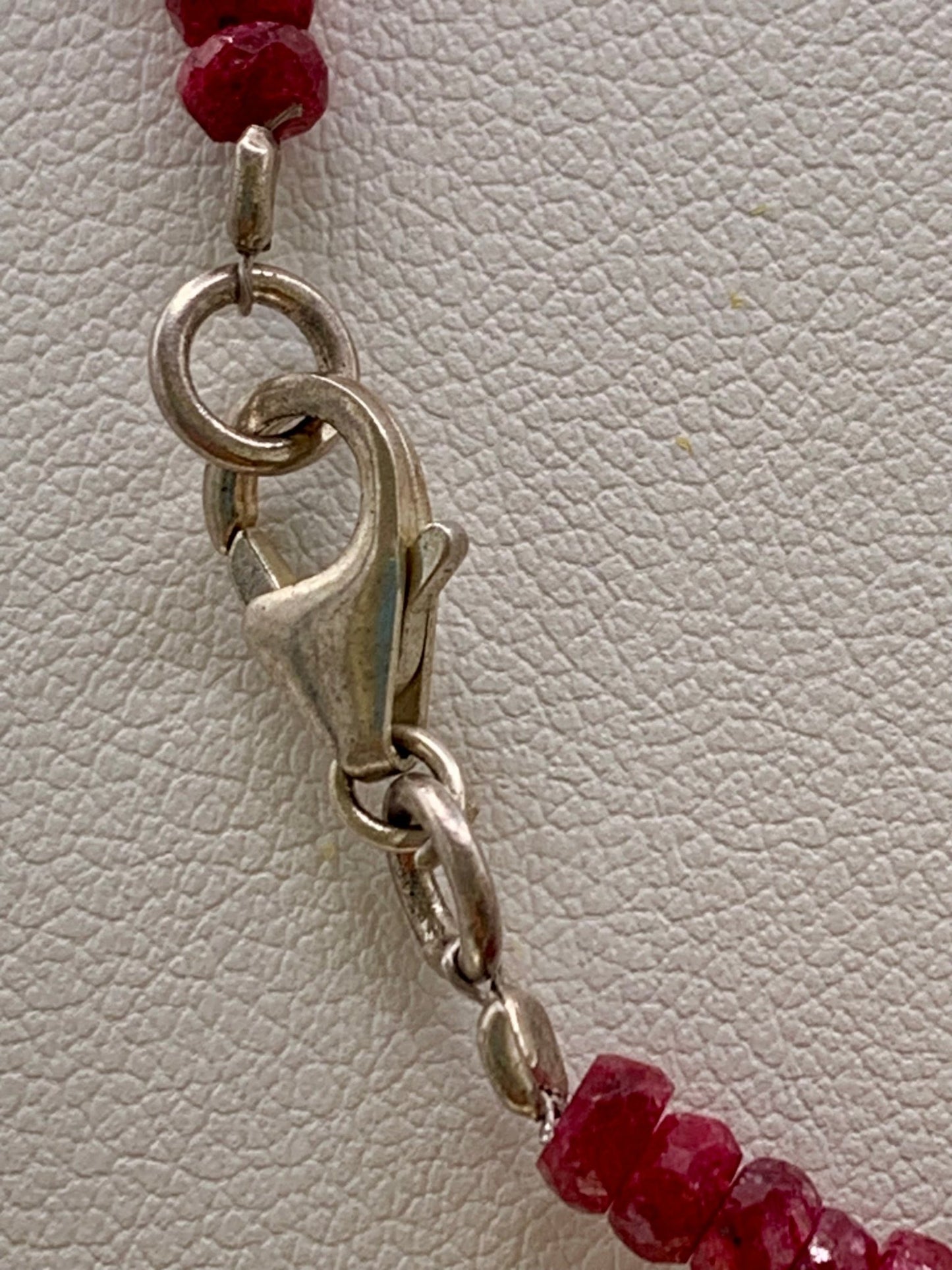 Collier en rubis - shop_name Lithothérapie