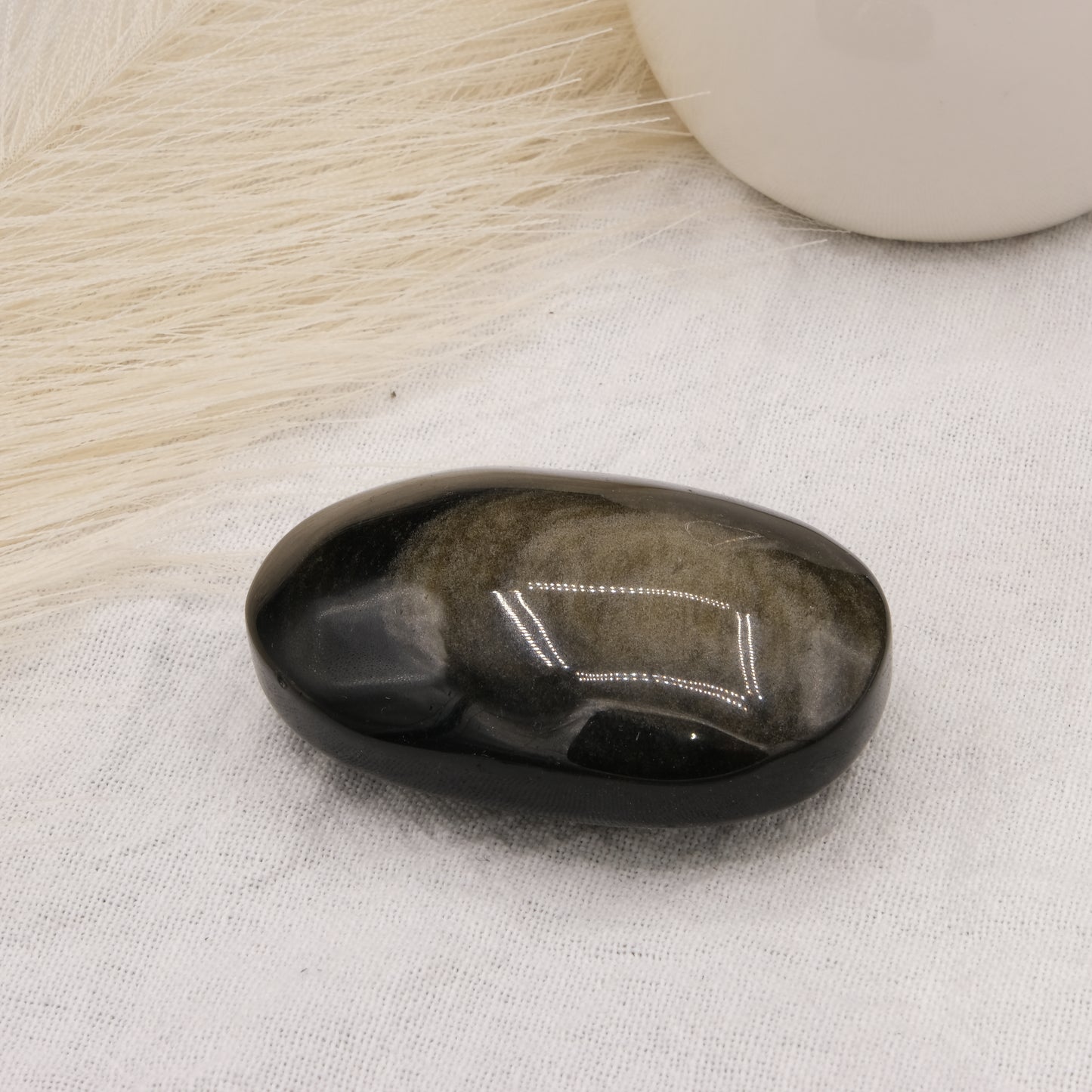 Galet Obsidienne Dorée
