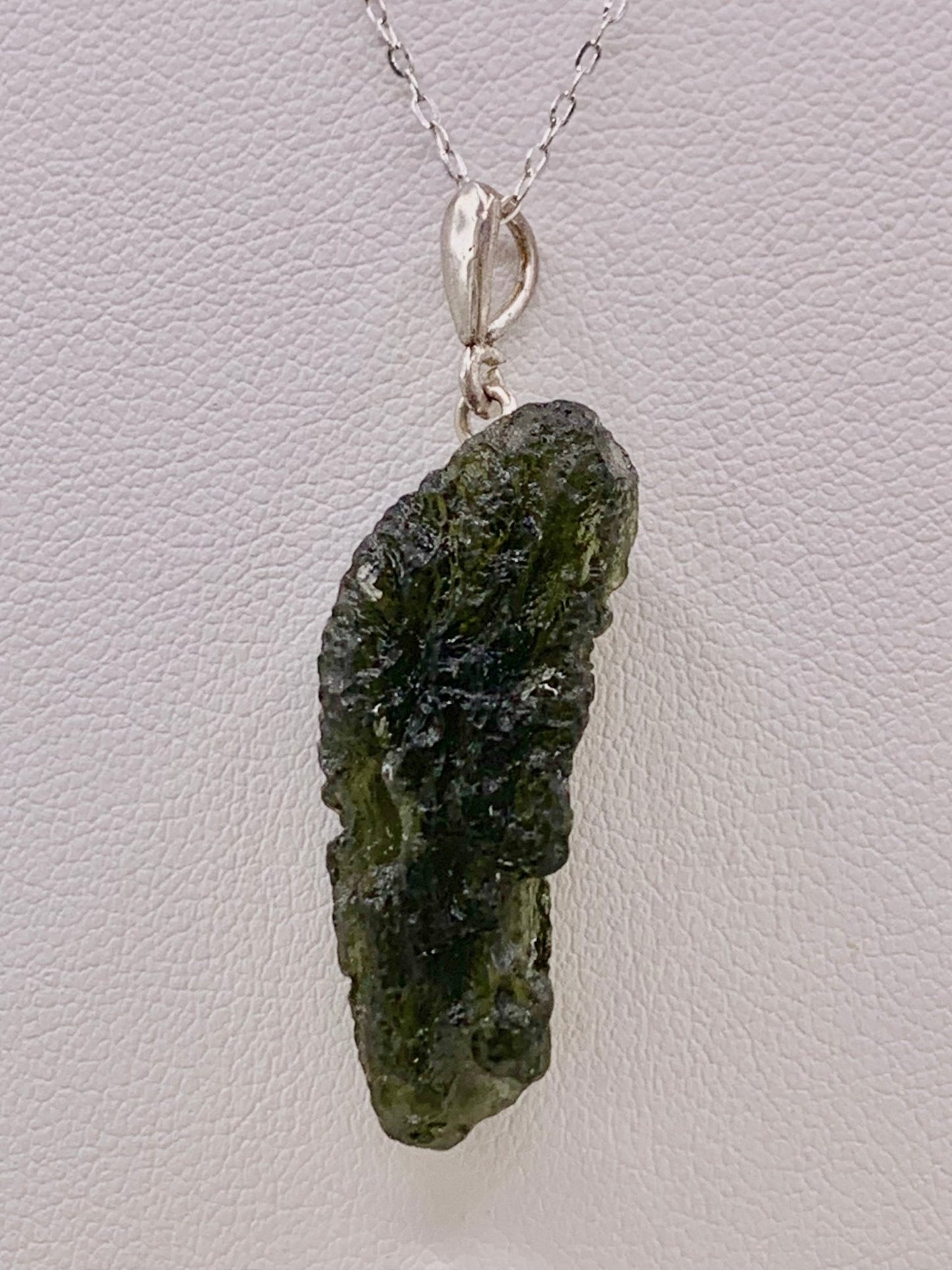 Pendentif en argent et moldavite - shop_name Lithothérapie
