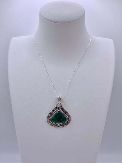 Pendentif en argent et malachite