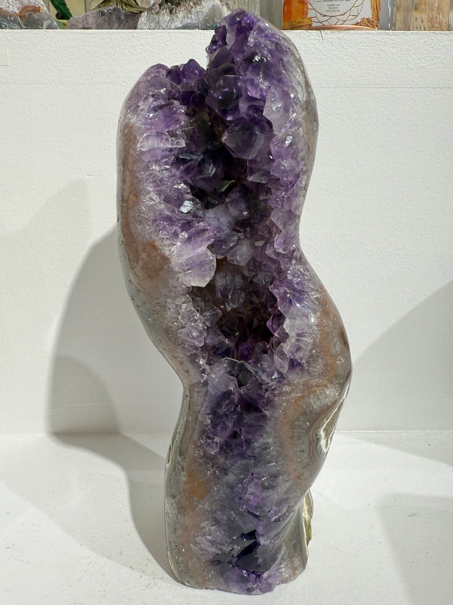 Géode d'Améthyste d'Uruguay sur Agate, Forme Libre Qualité extra - shop_name Lithothérapie