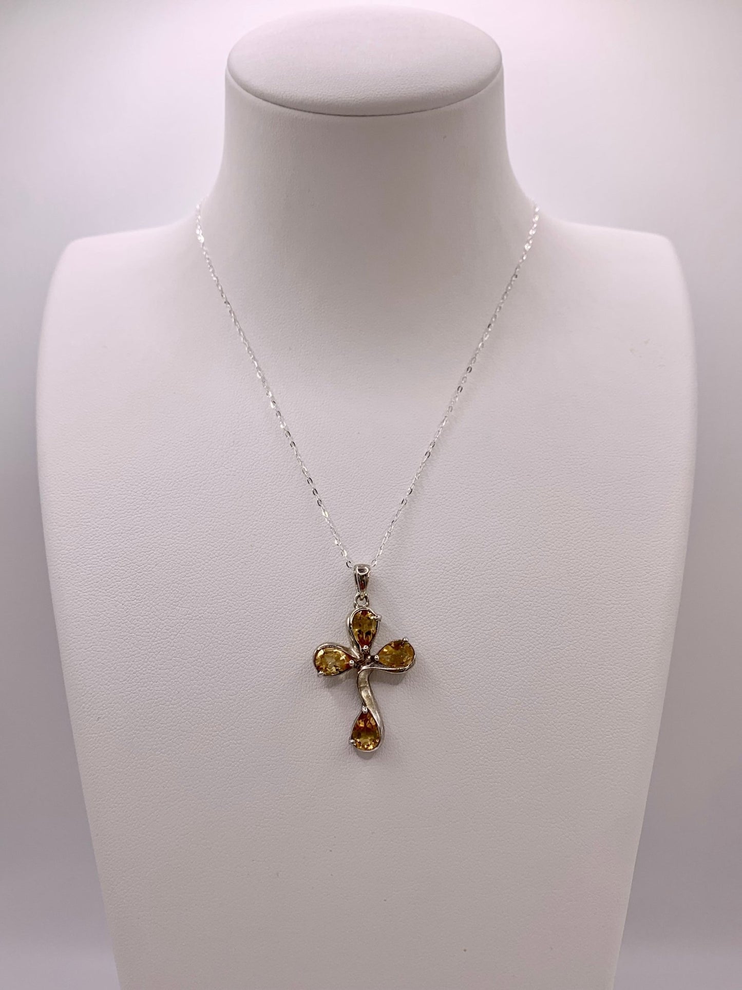 Pendentif croix en argent et citrine - shop_name Lithothérapie