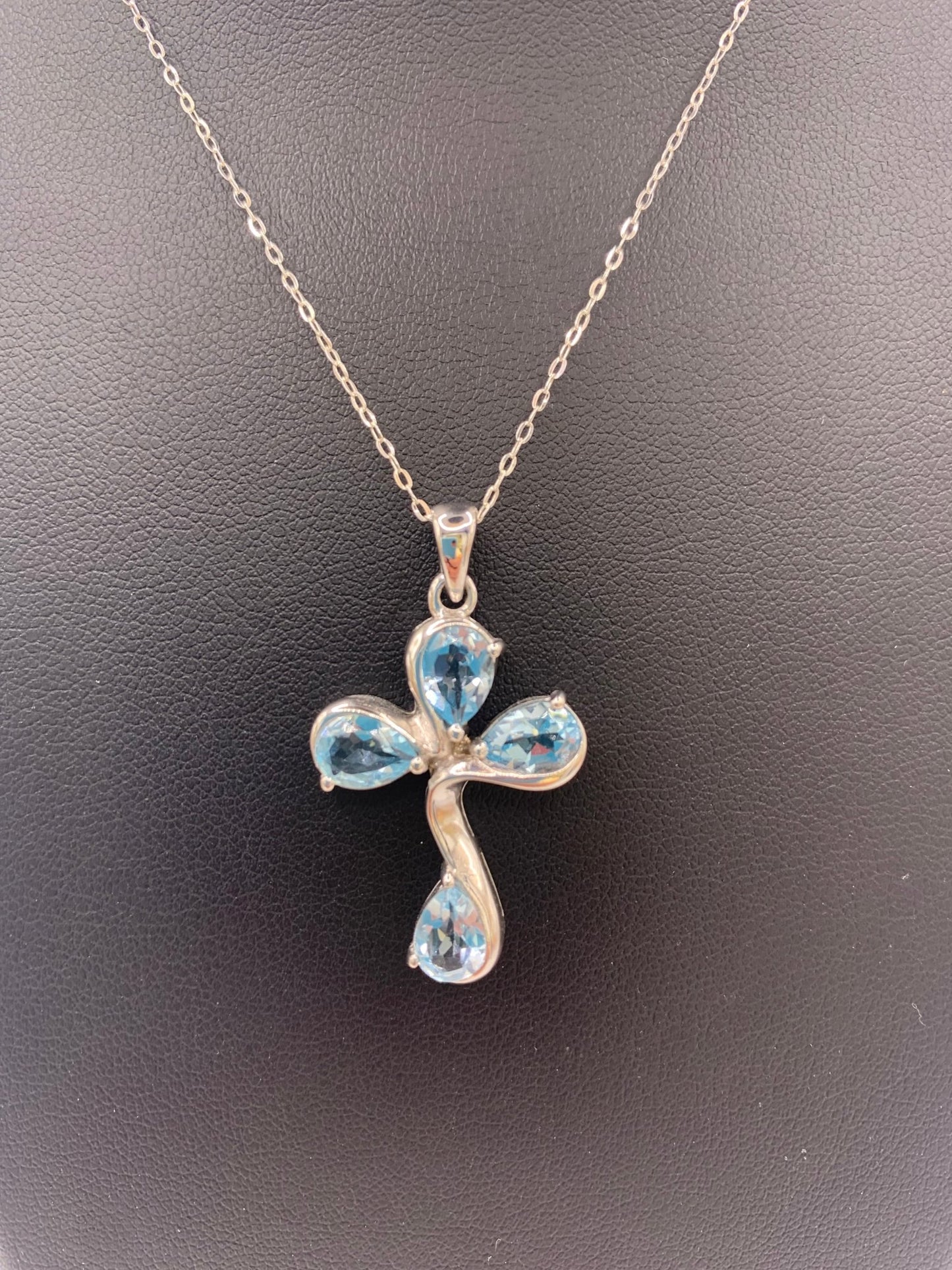 Pendentif croix en argent et topaze - shop_name Lithothérapie