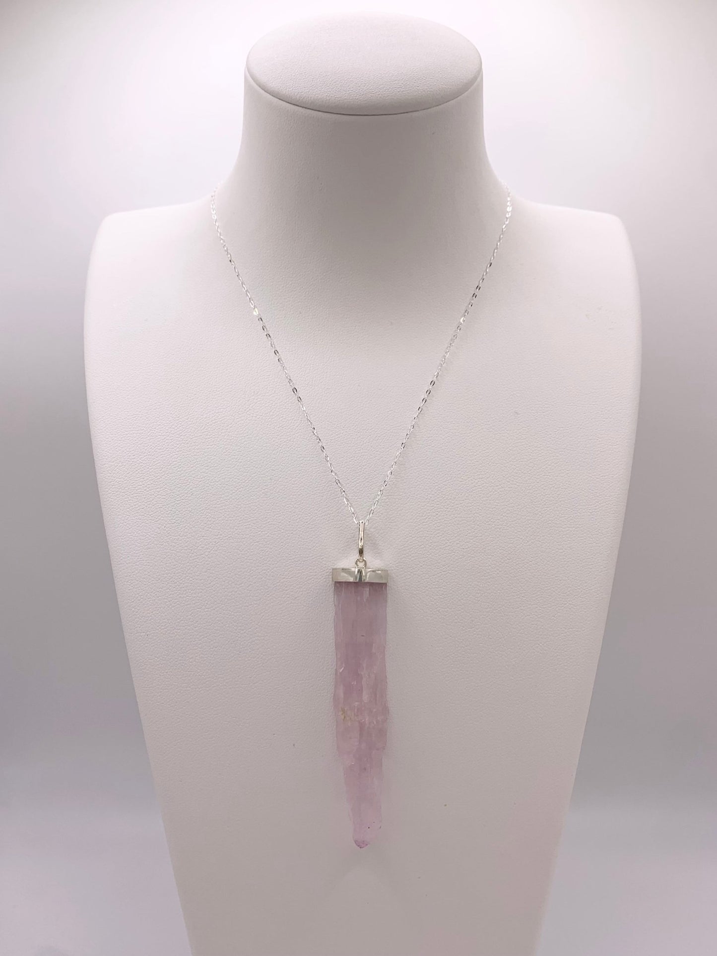 Pendentif en argent et kunzite - shop_name Lithothérapie