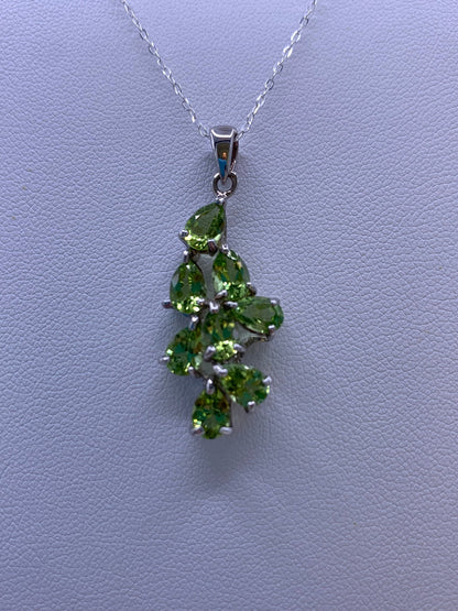 Pendentif en argent et péridot - shop_name Lithothérapie