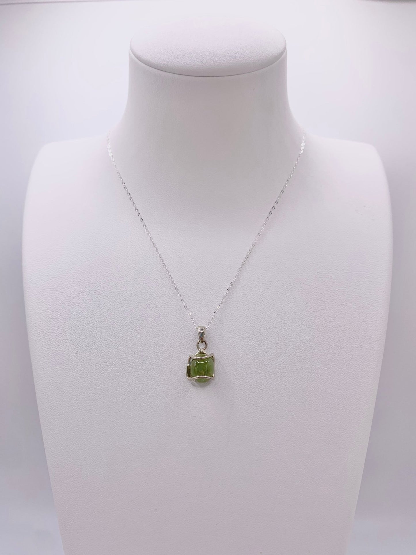 Pendentif en argent et sphène - shop_name Lithothérapie