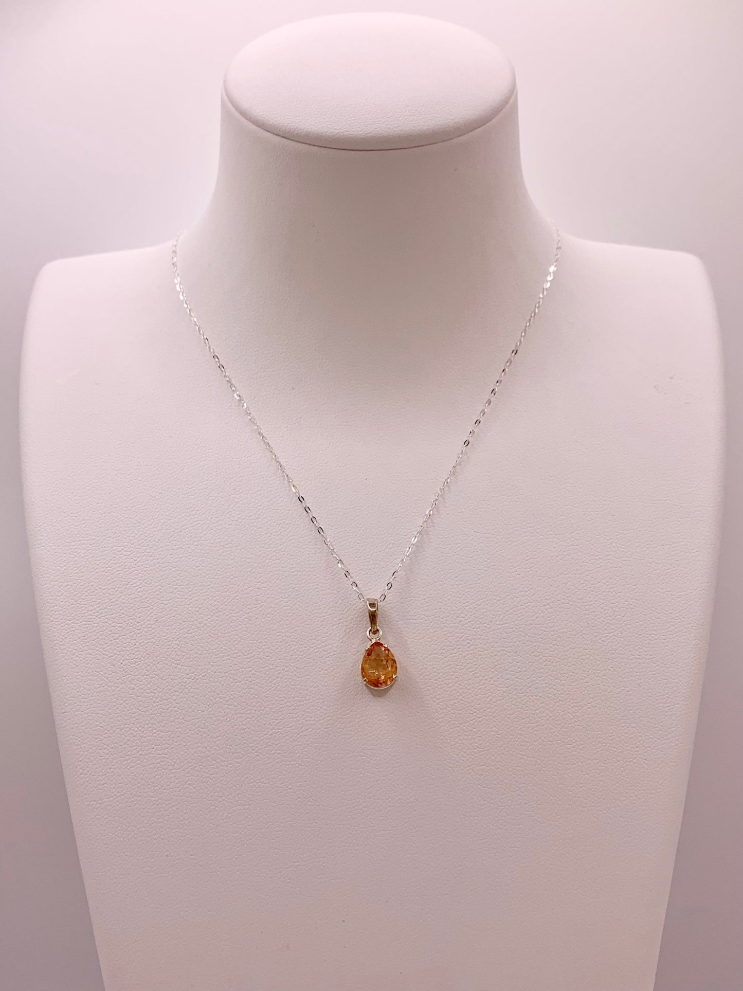 Pendentif en argent et topaze impériale - shop_name Lithothérapie