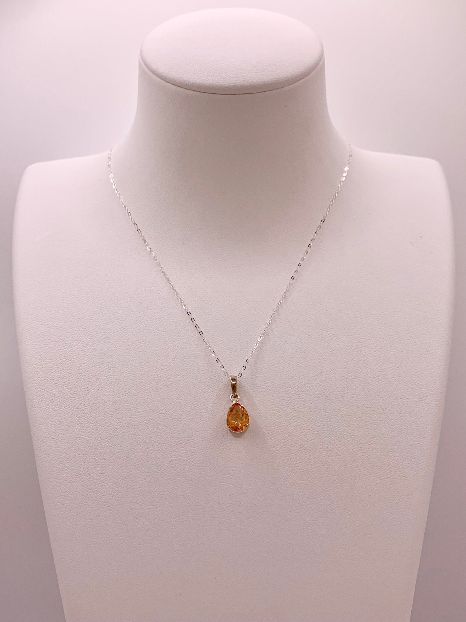 Pendentif en argent et topaze impériale - shop_name Lithothérapie